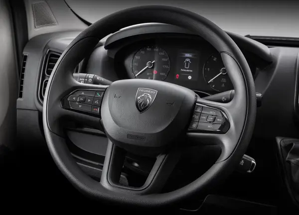 Peugeot Boxer - Detalle frontal